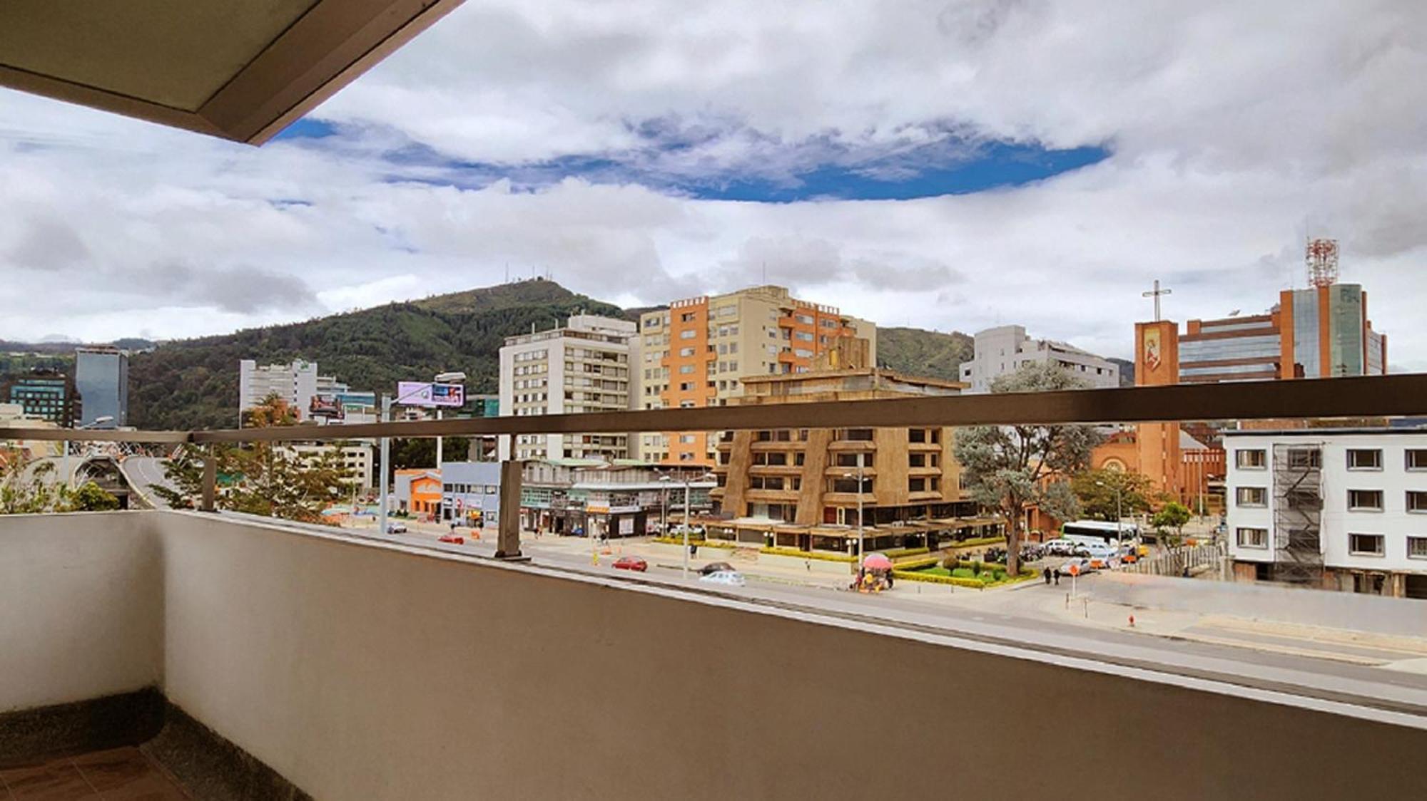 Bogota Plaza Hotel ภายนอก รูปภาพ View of the city from the hotel