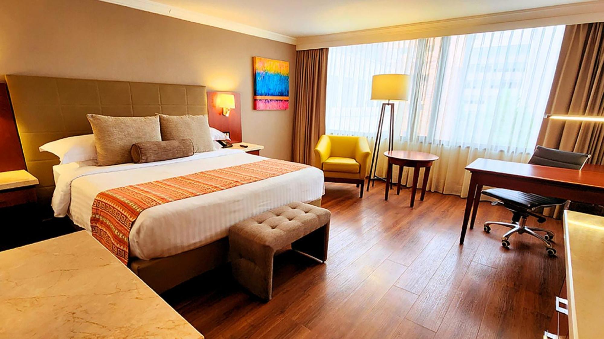 Bogota Plaza Hotel ภายนอก รูปภาพ A room at the hotel